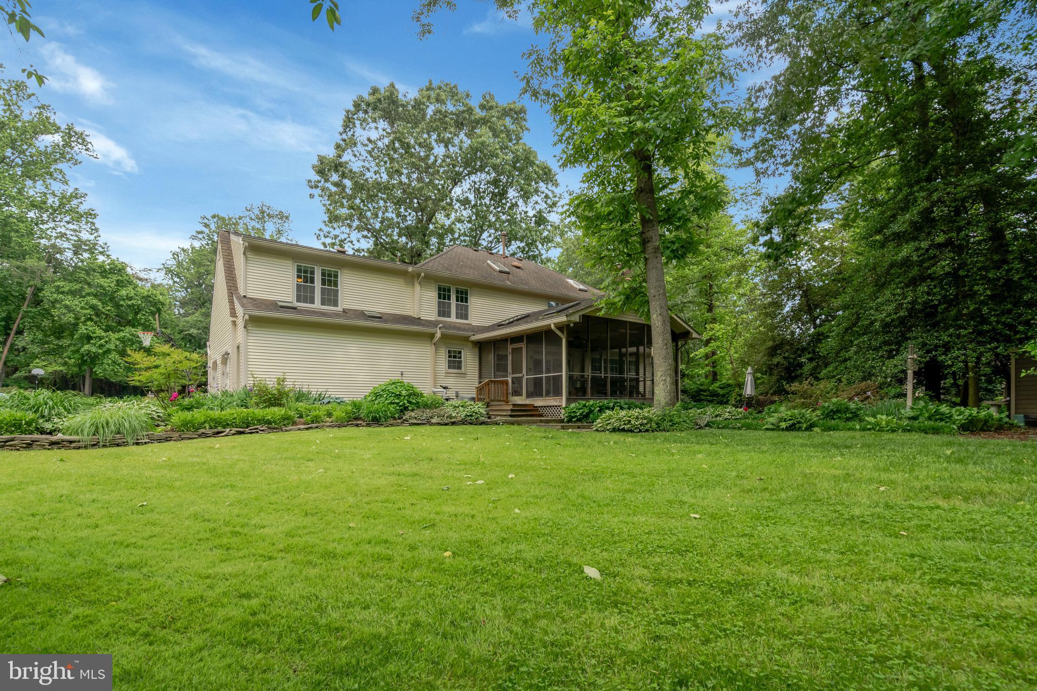 7110 PARK POINT COURT