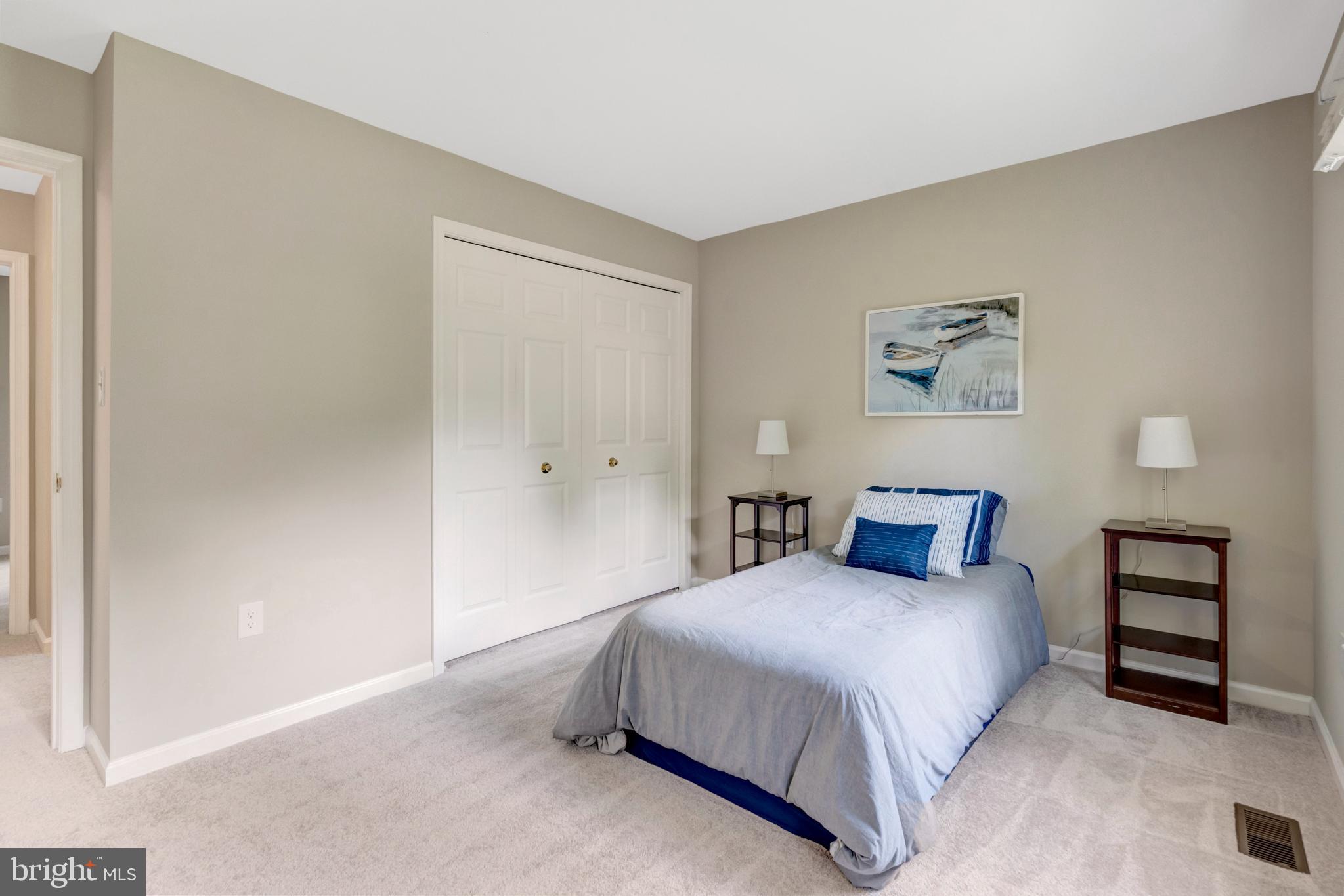 7110 PARK POINT COURT