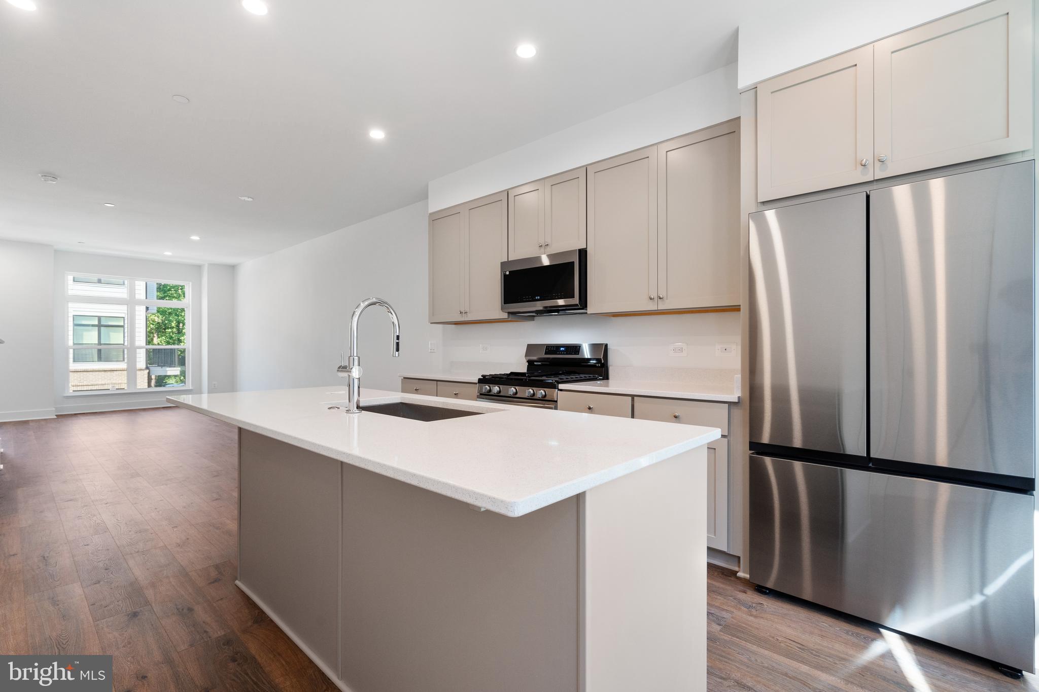 2113 TYSONS RIDGELINE ROAD