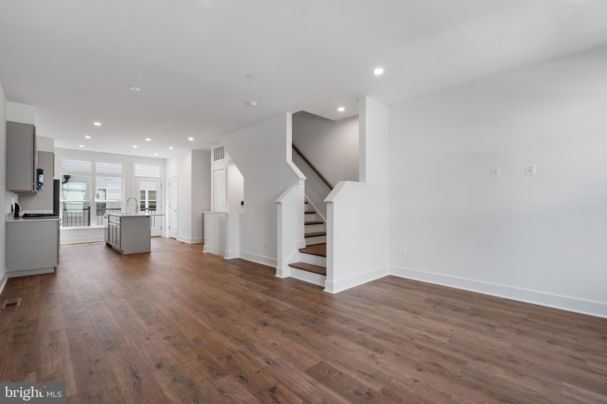 2113 TYSONS RIDGELINE ROAD