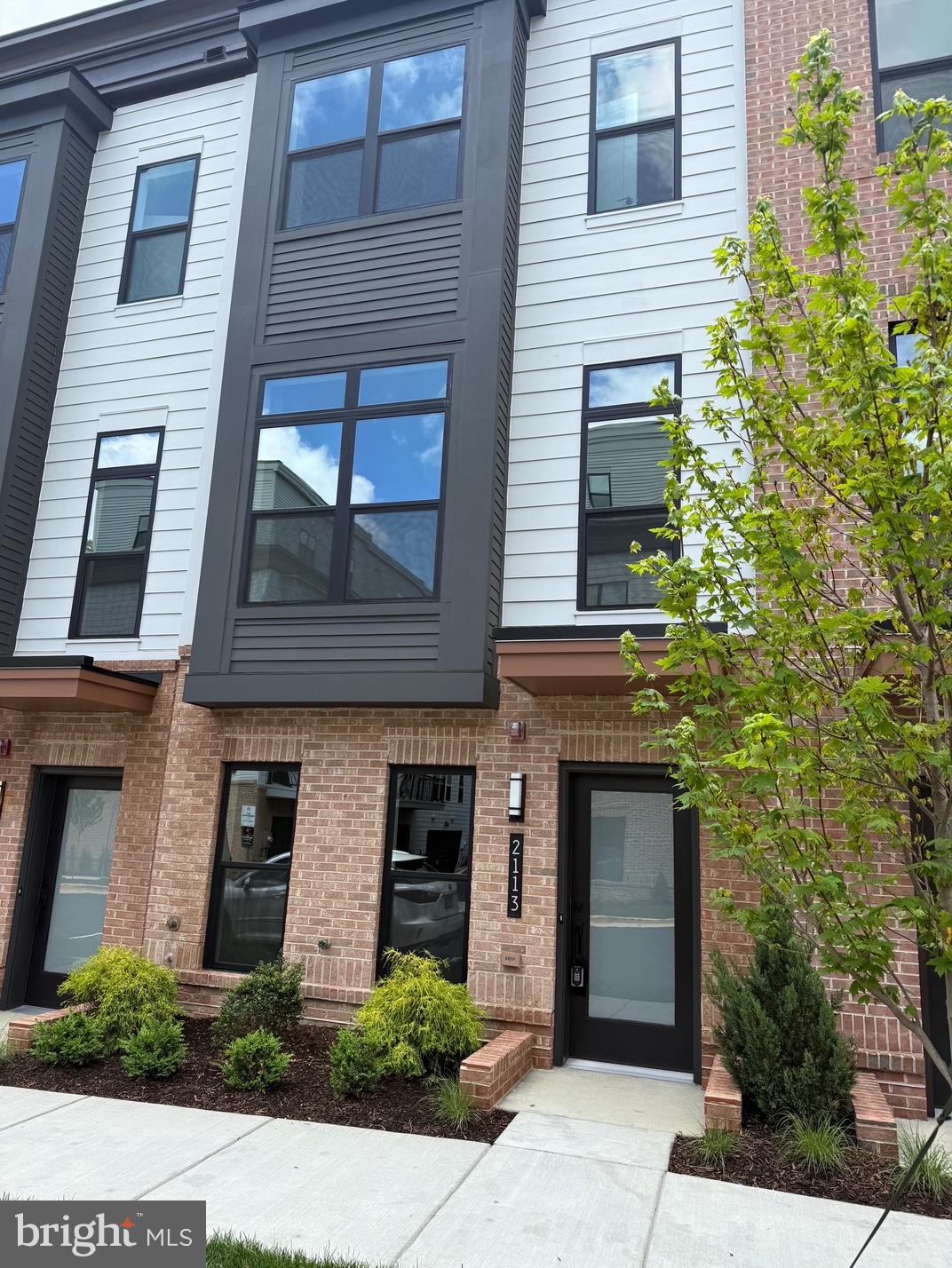 2113 TYSONS RIDGELINE ROAD