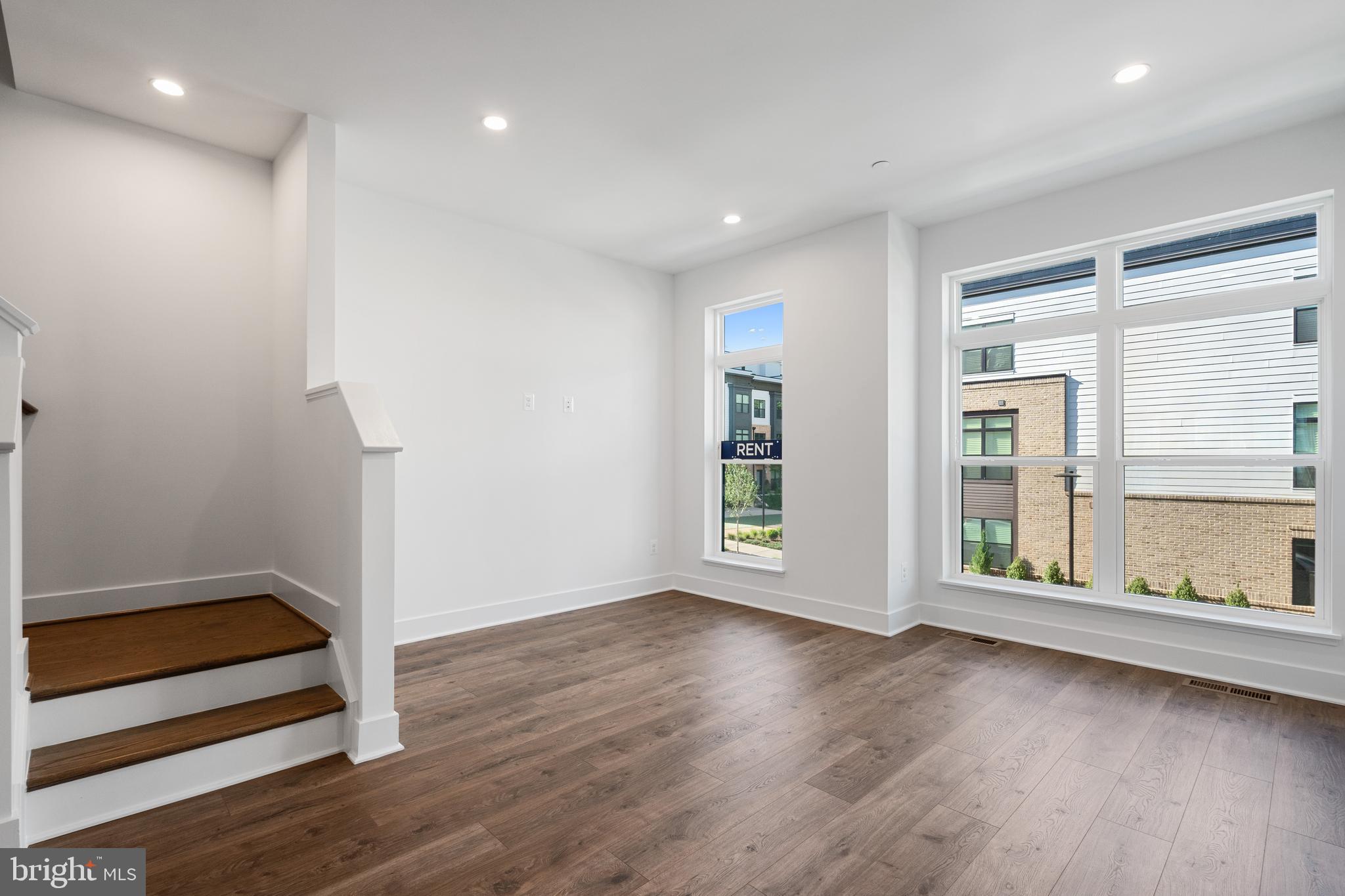 2113 TYSONS RIDGELINE ROAD