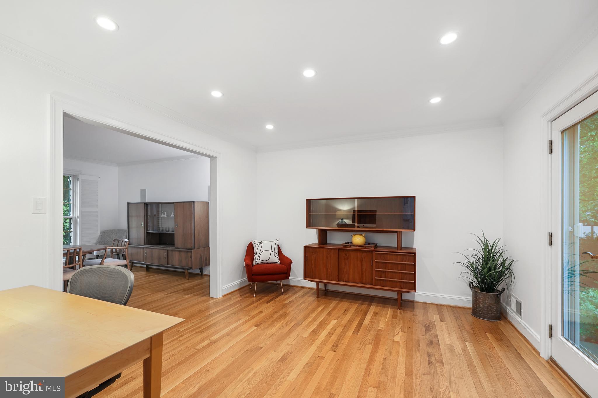 2125 RAMPART DRIVE
