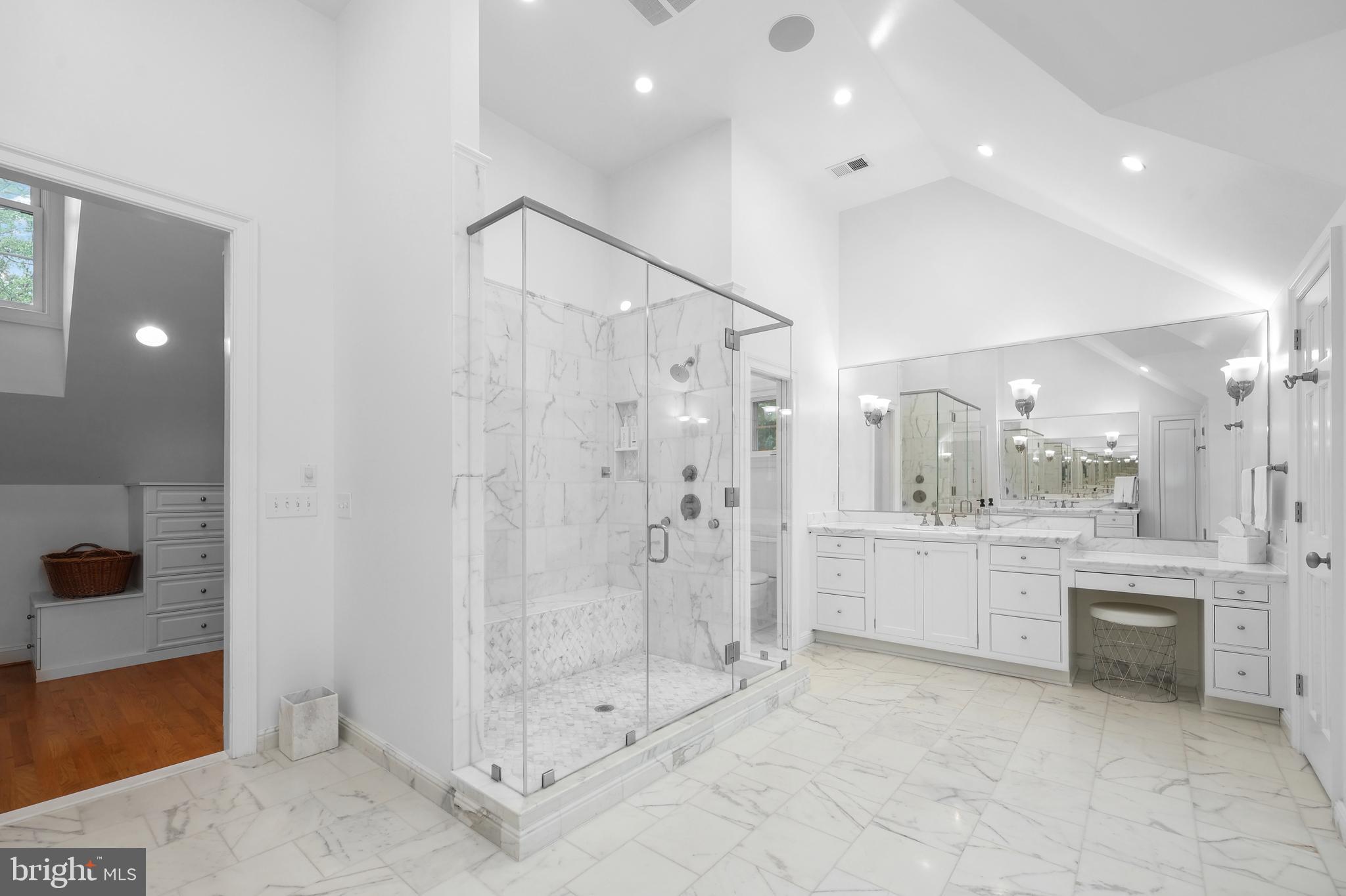2125 RAMPART DRIVE