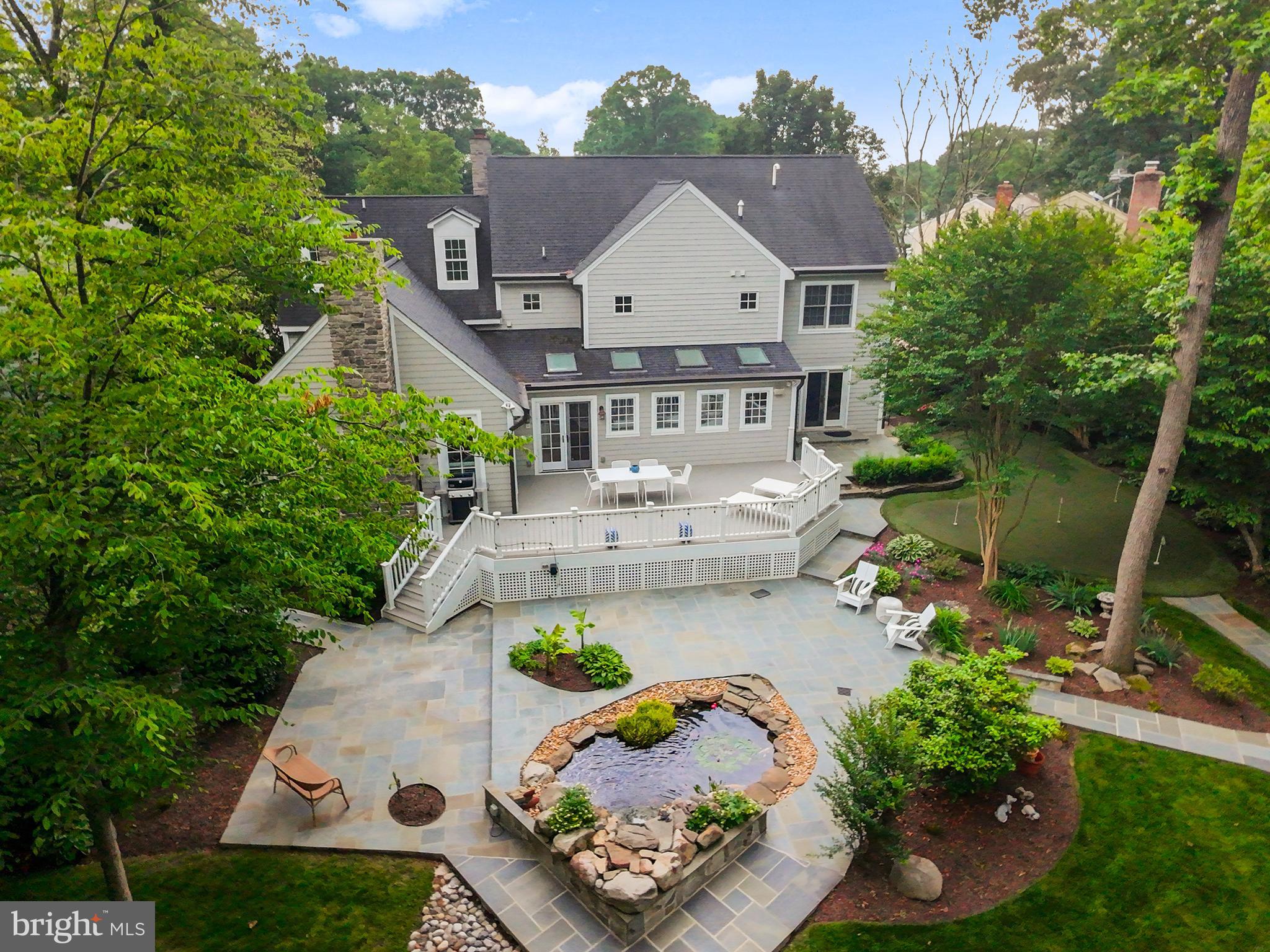 2125 RAMPART DRIVE