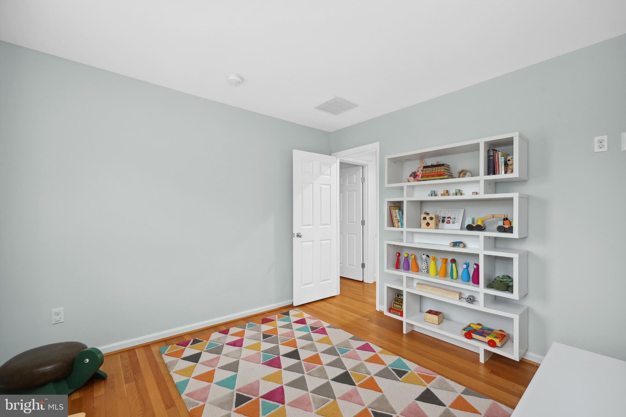 2125 RAMPART DRIVE