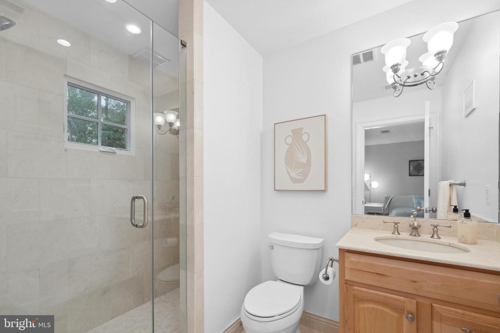 2125 RAMPART DRIVE