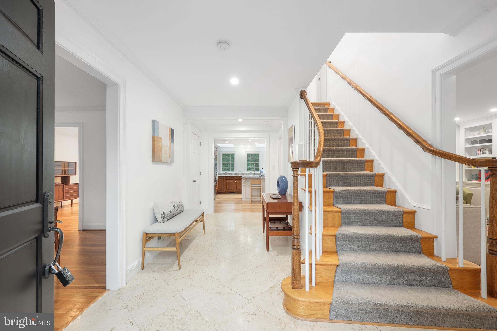 2125 RAMPART DRIVE