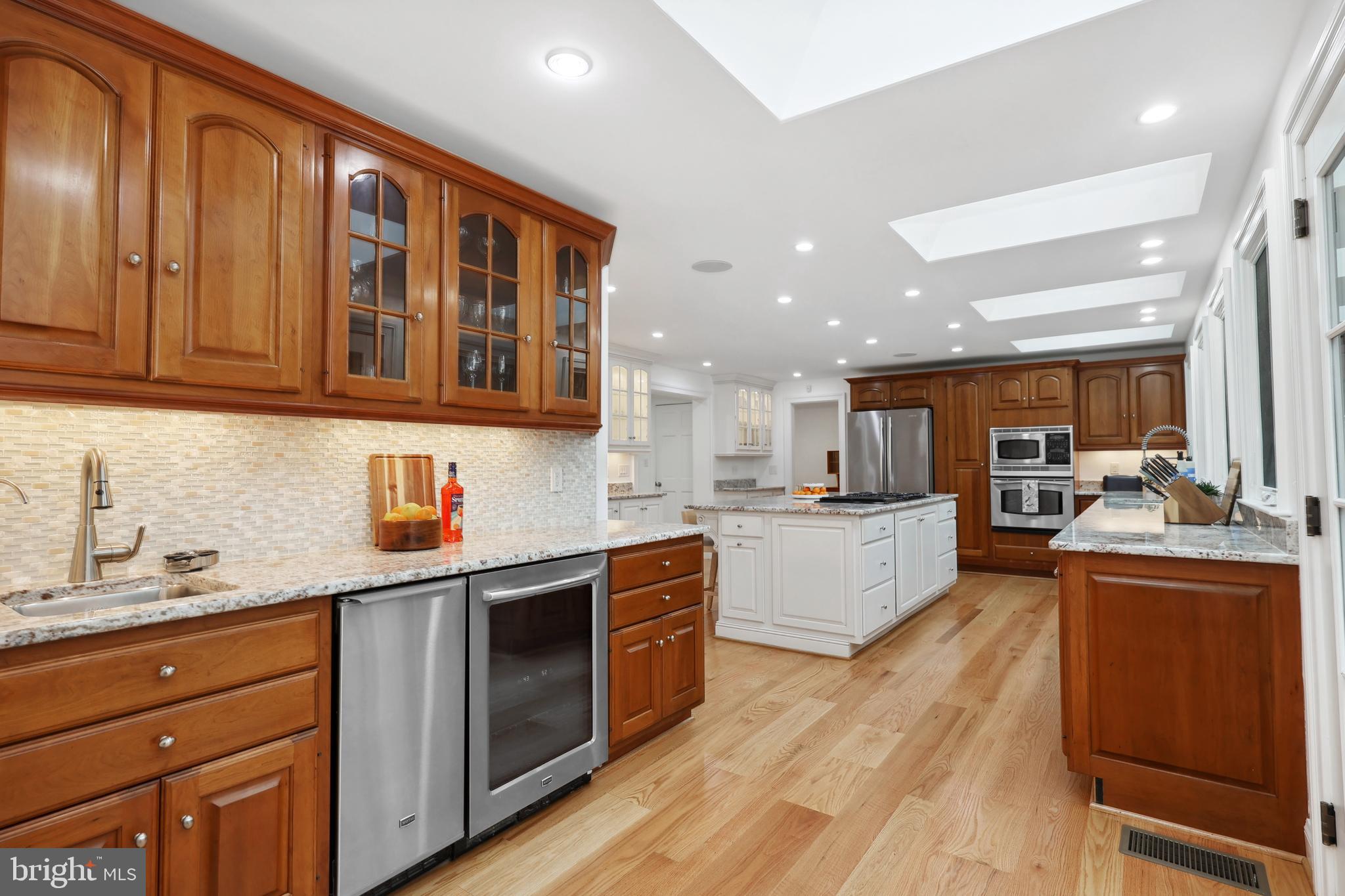 2125 RAMPART DRIVE