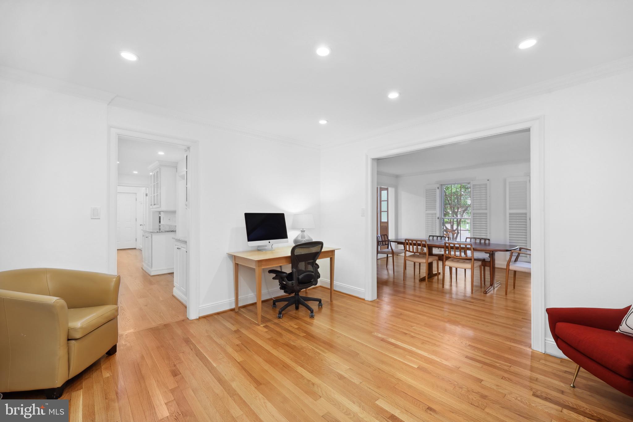 2125 RAMPART DRIVE
