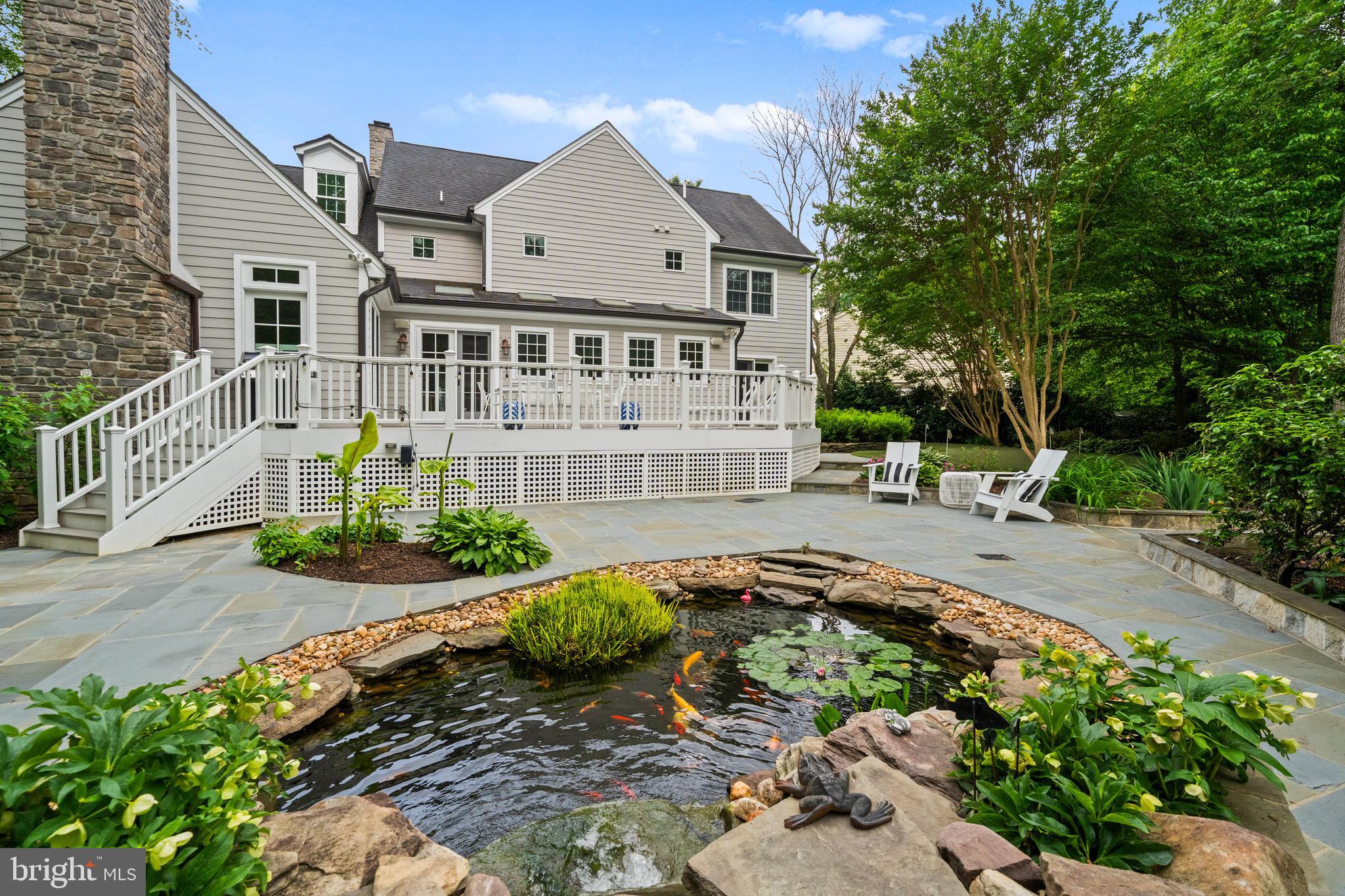 2125 RAMPART DRIVE