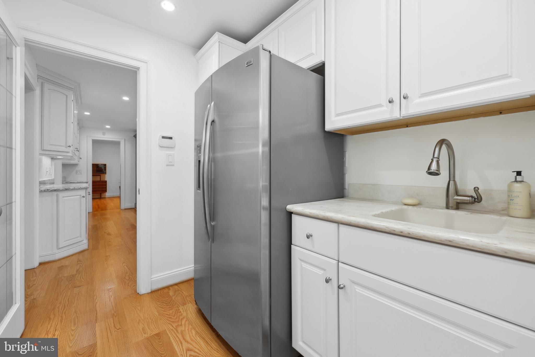 2125 RAMPART DRIVE