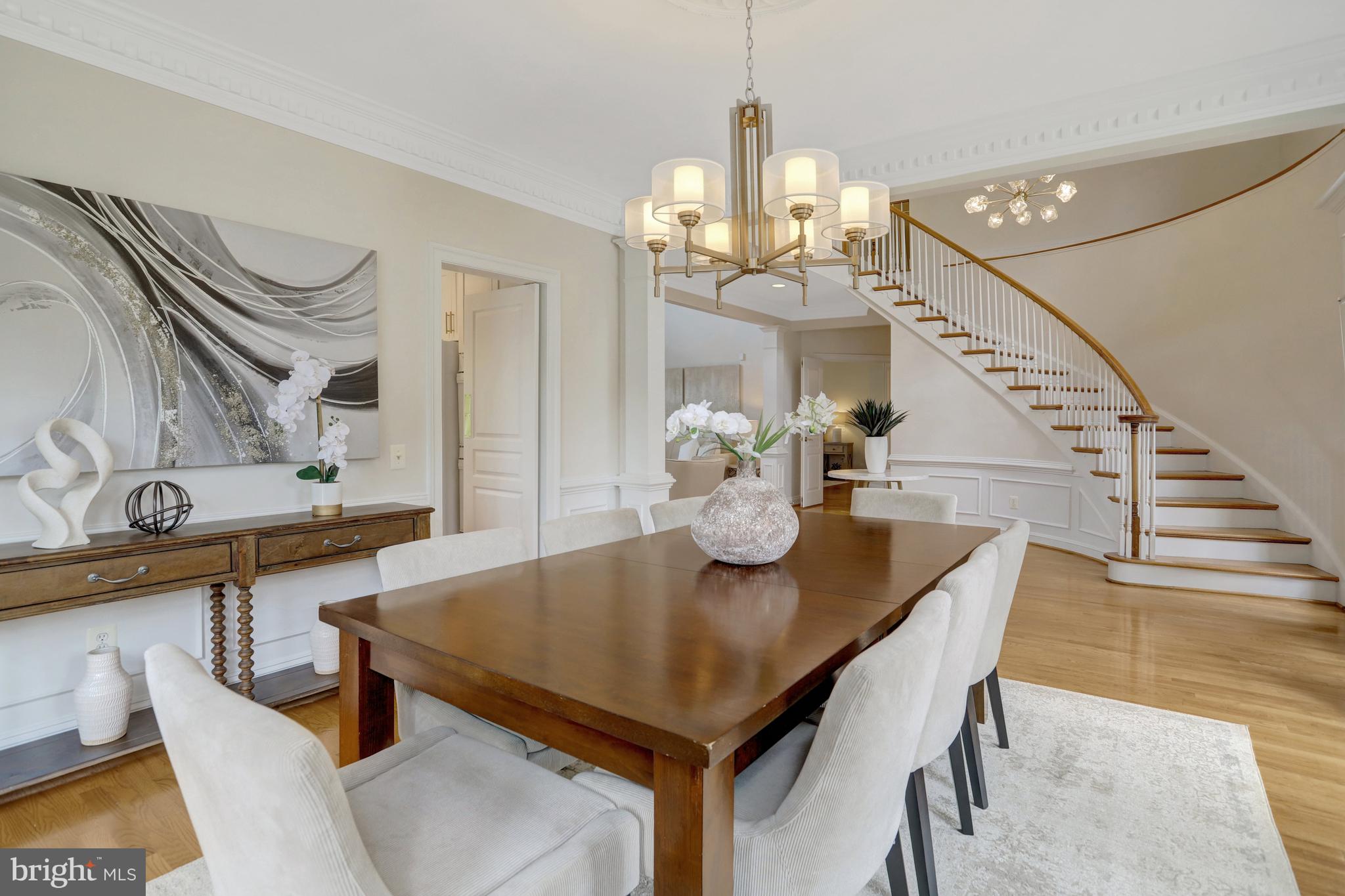 5252 WINTER VIEW DRIVE