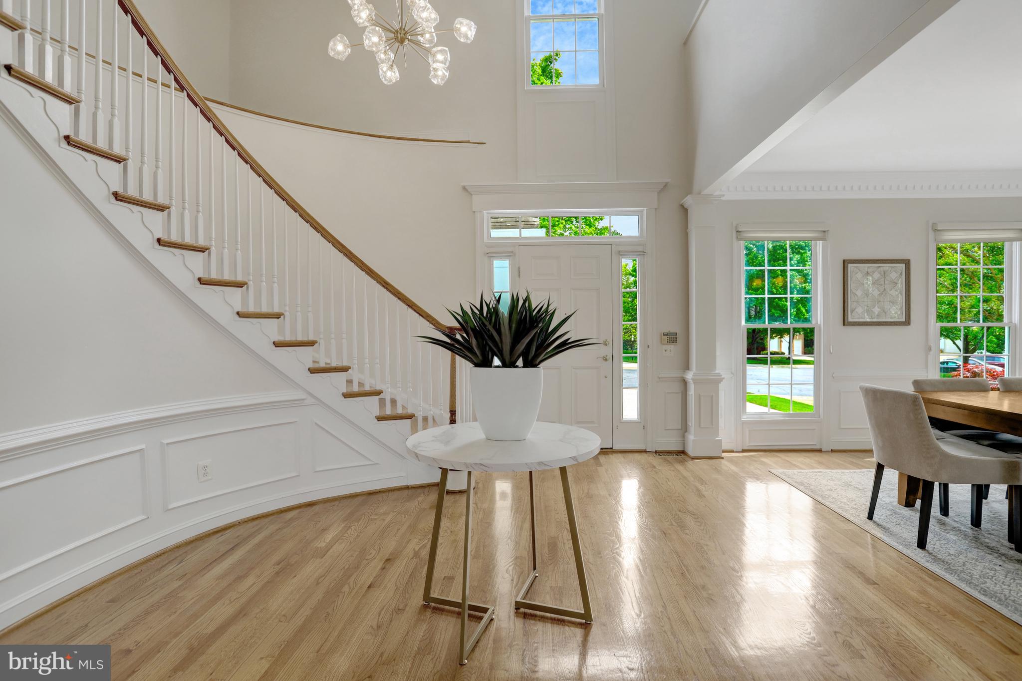 5252 WINTER VIEW DRIVE