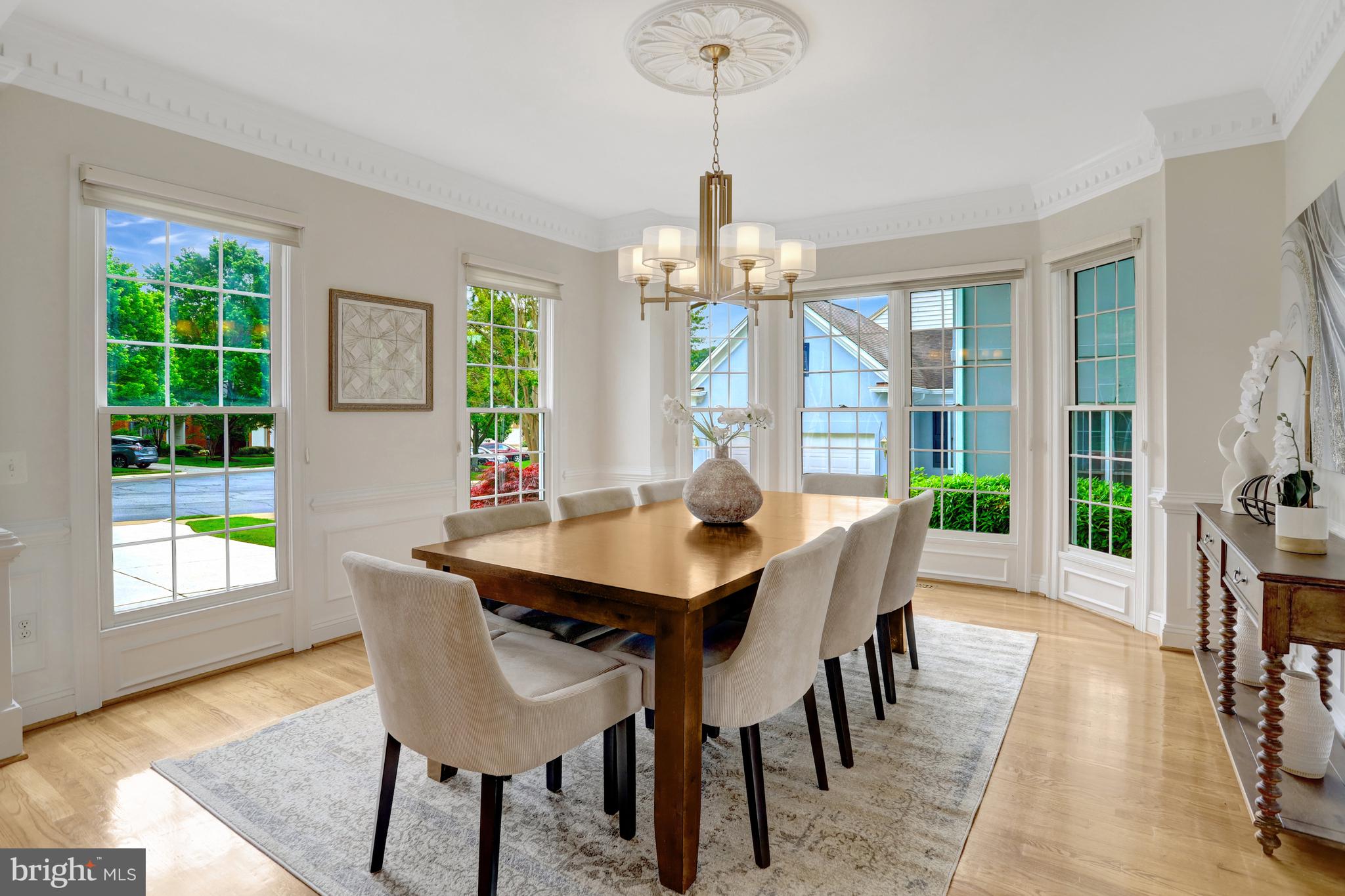 5252 WINTER VIEW DRIVE