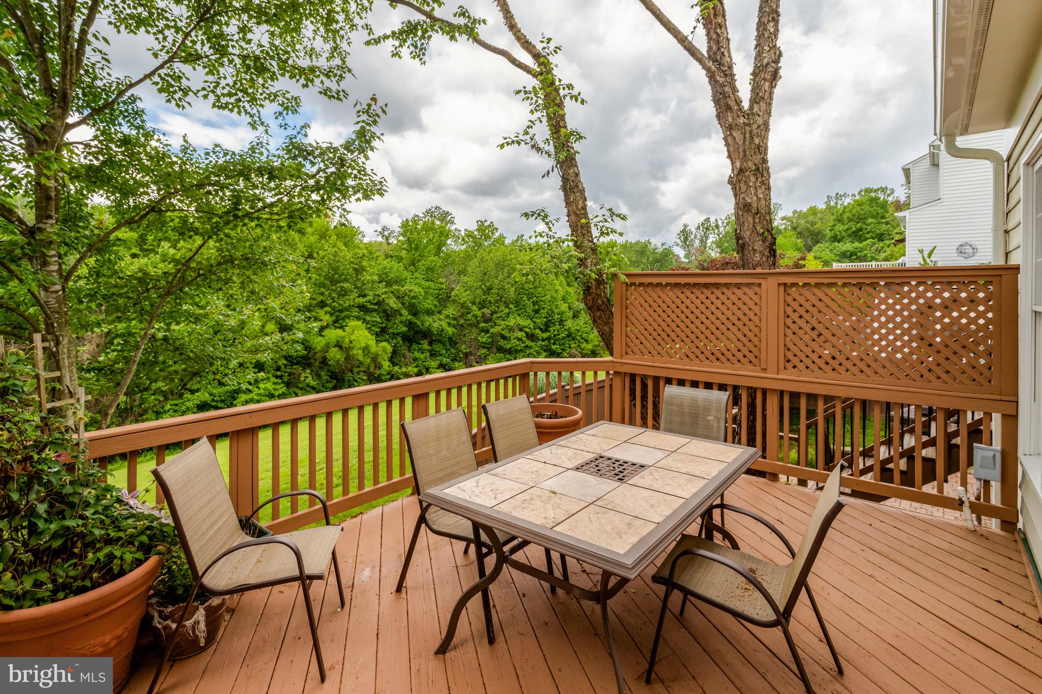 5252 WINTER VIEW DRIVE