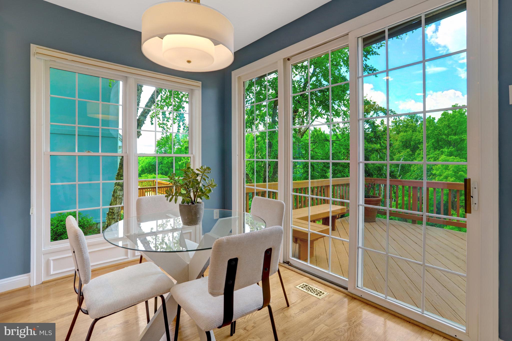 5252 WINTER VIEW DRIVE