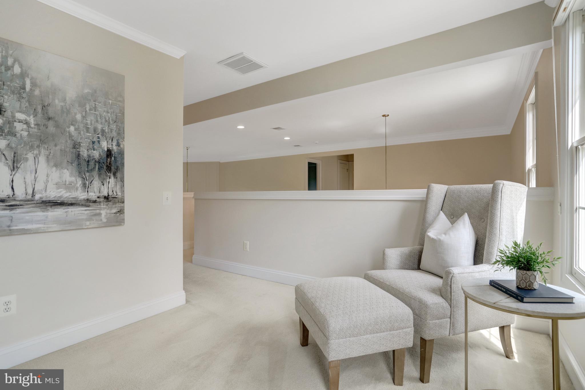 5252 WINTER VIEW DRIVE