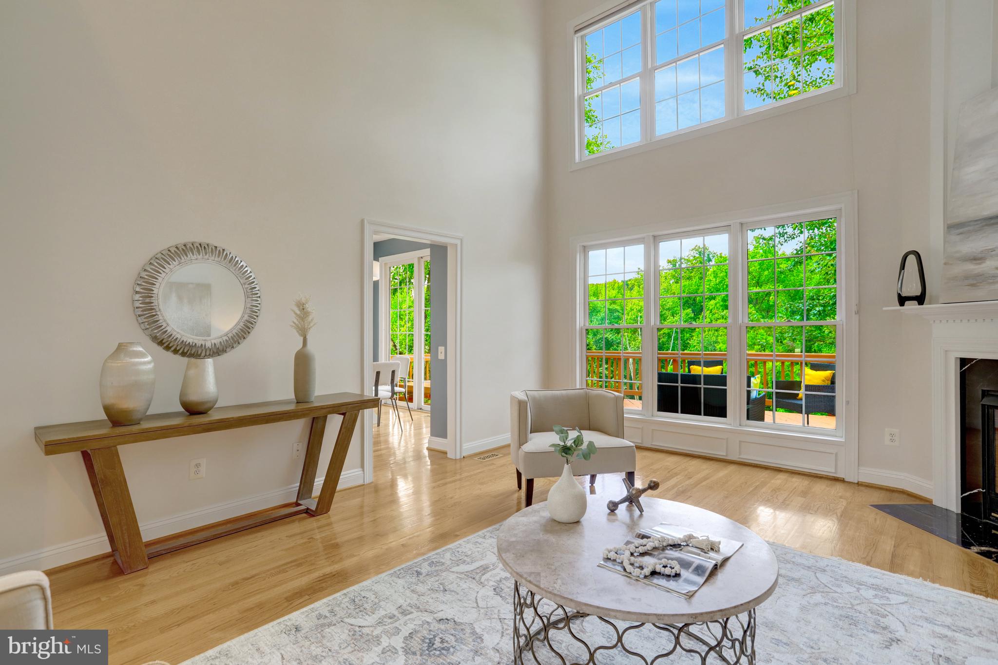 5252 WINTER VIEW DRIVE