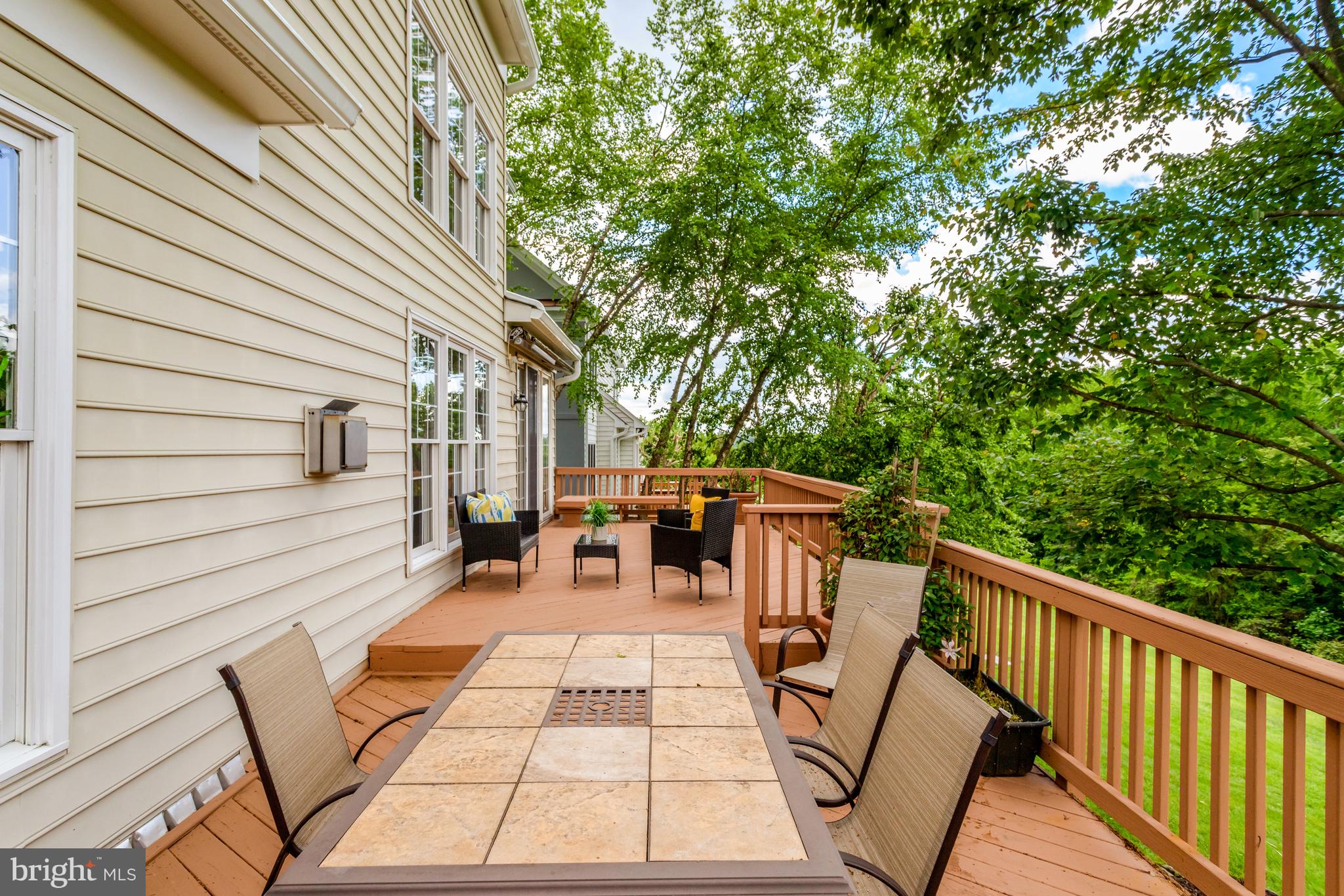 5252 WINTER VIEW DRIVE