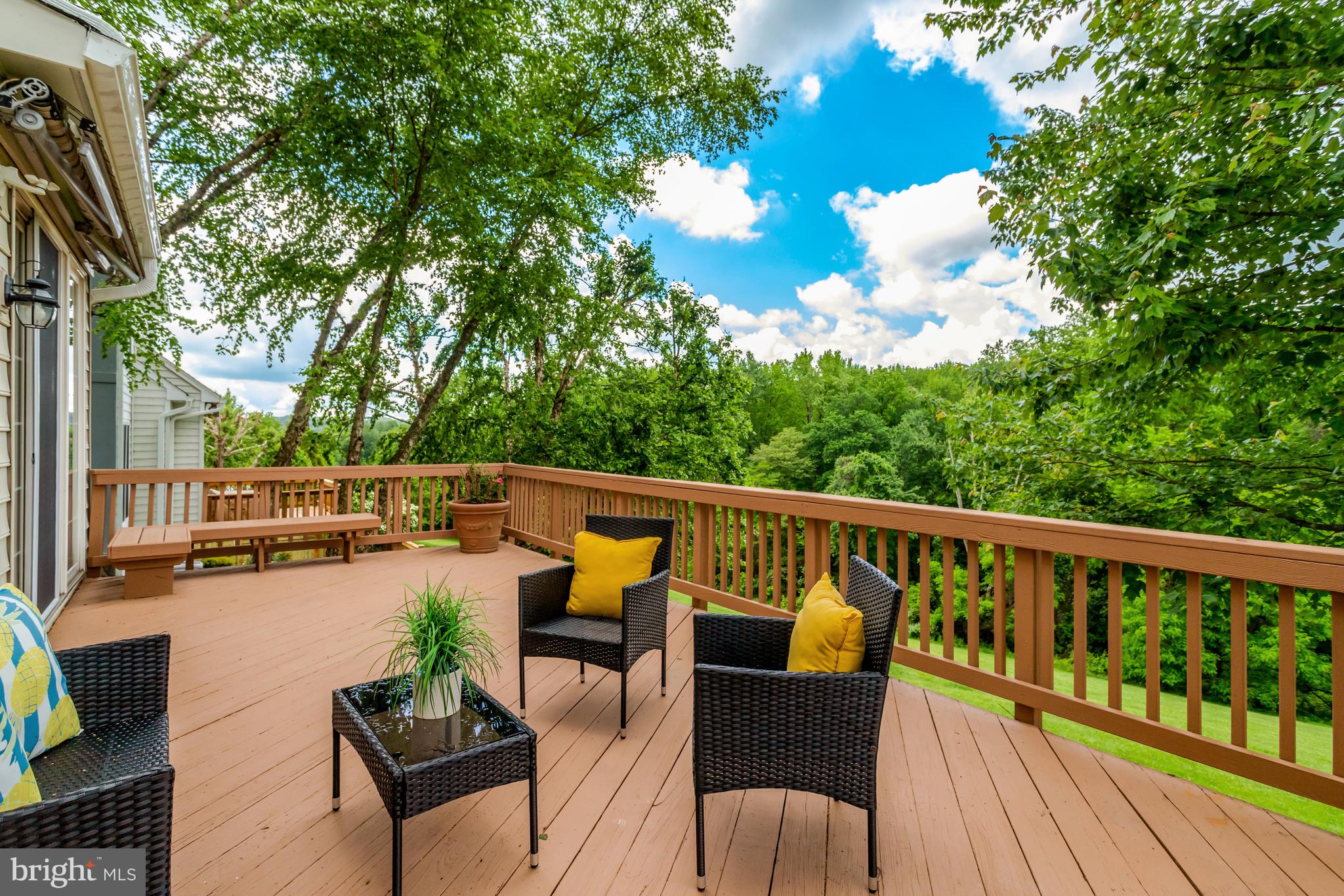 5252 WINTER VIEW DRIVE