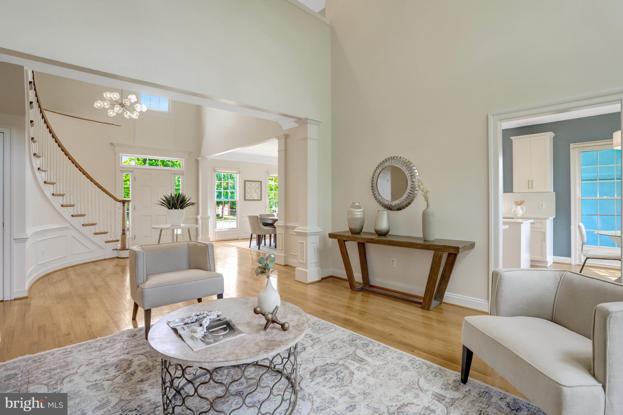 5252 WINTER VIEW DRIVE