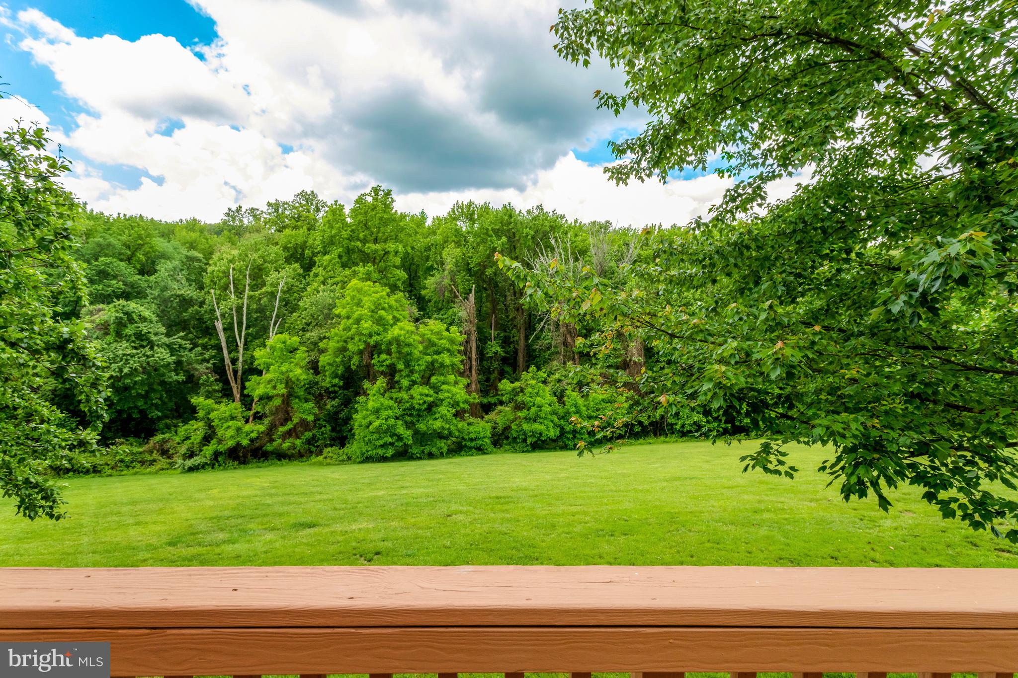 5252 WINTER VIEW DRIVE