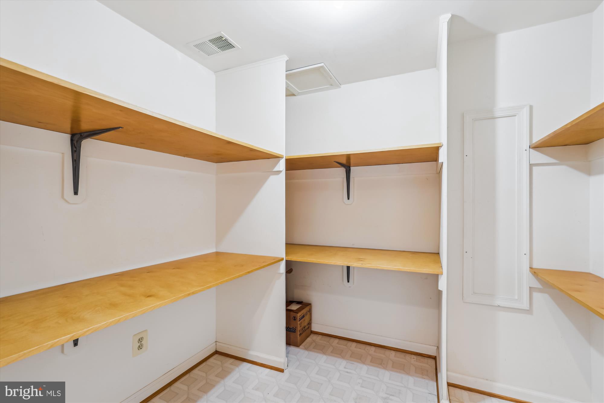 2032 FRANKLIN CLUSTER COURT