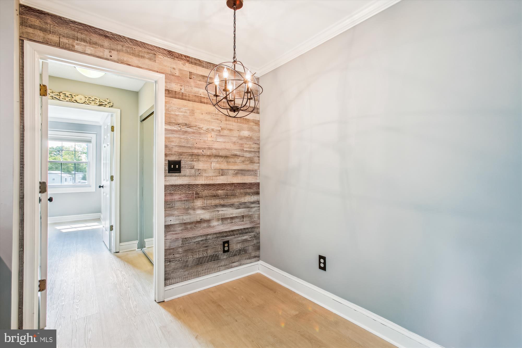 2237 FARRINGTON AVENUE 301