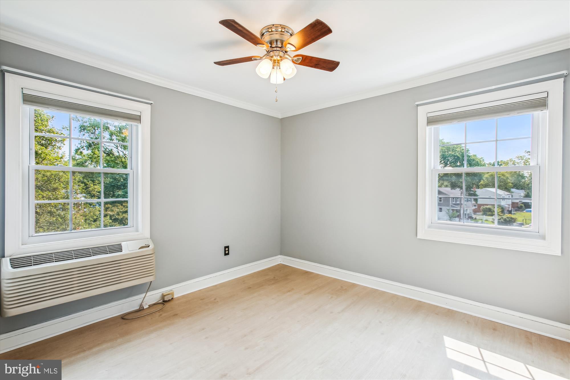 2237 FARRINGTON AVENUE 301