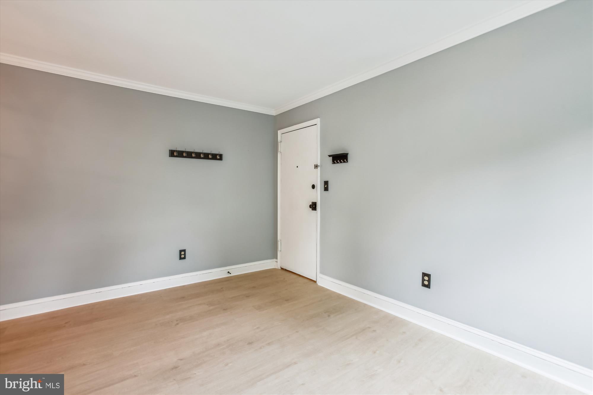 2237 FARRINGTON AVENUE 301