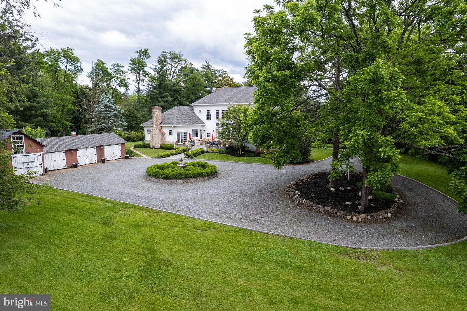 2740 HUNTER MILL ROAD