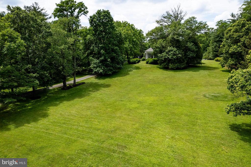 2740 HUNTER MILL ROAD