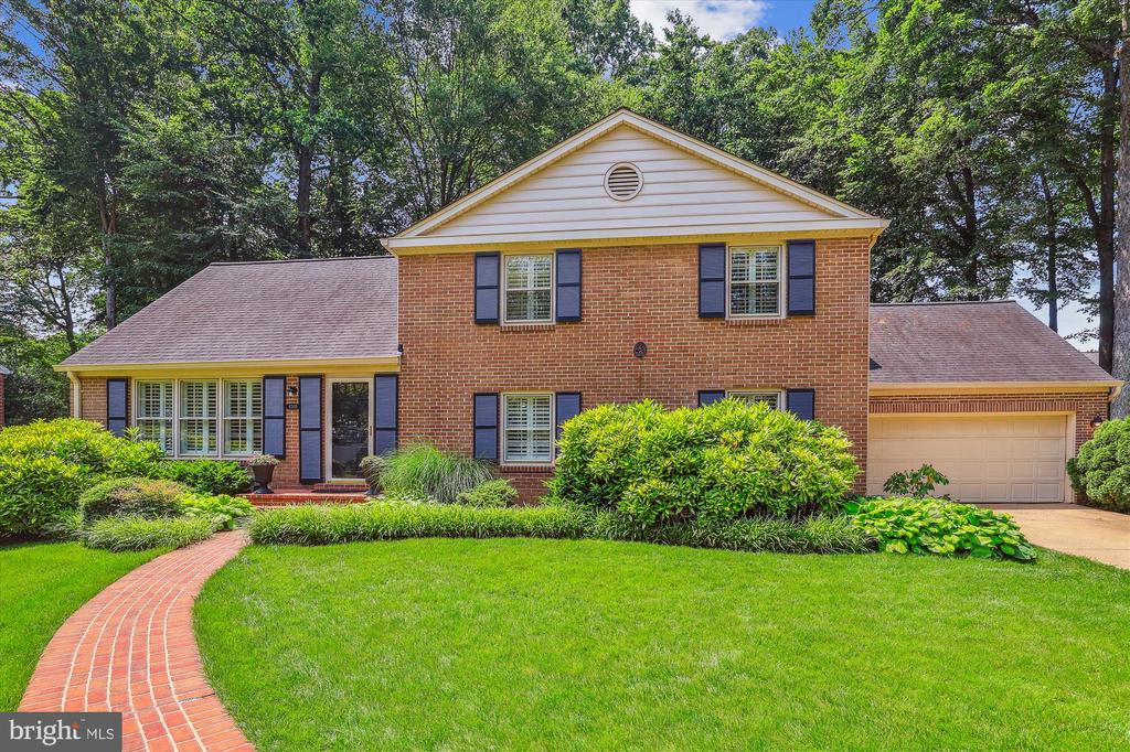 8305 TOLL HOUSE ROAD