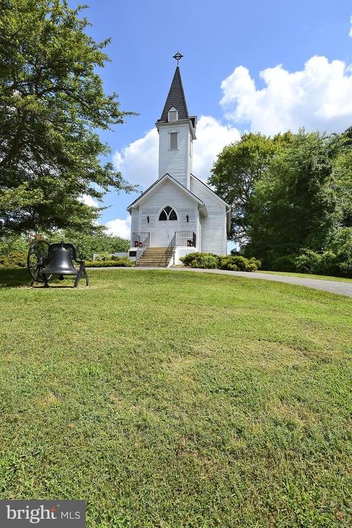8305 TOLL HOUSE ROAD