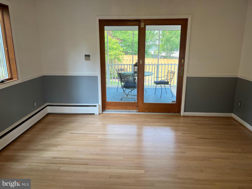 1446 COLLEEN LANE