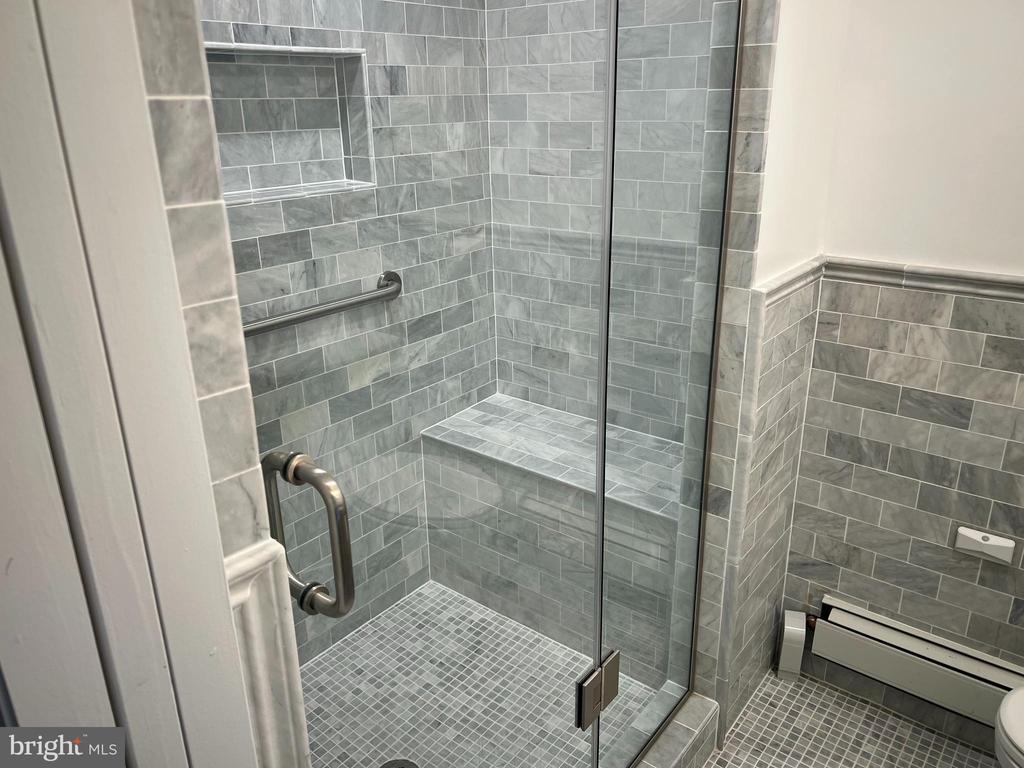 1446 COLLEEN LANE