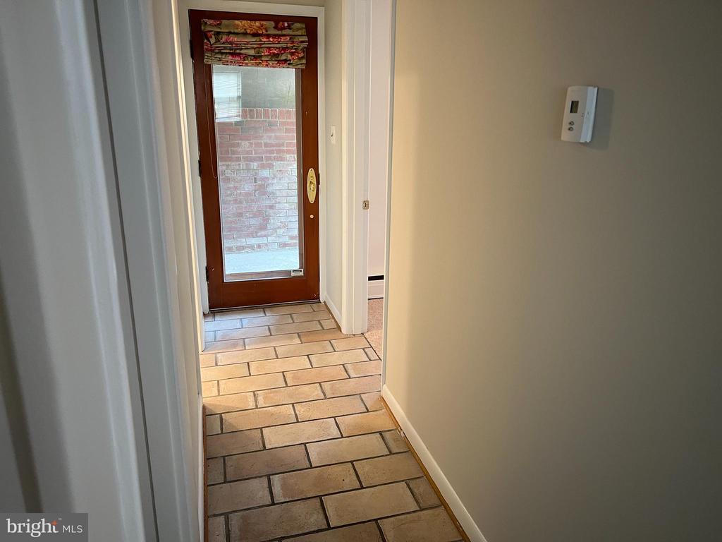 1446 COLLEEN LANE
