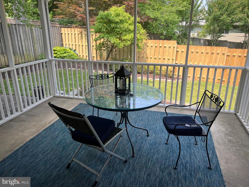 1446 COLLEEN LANE