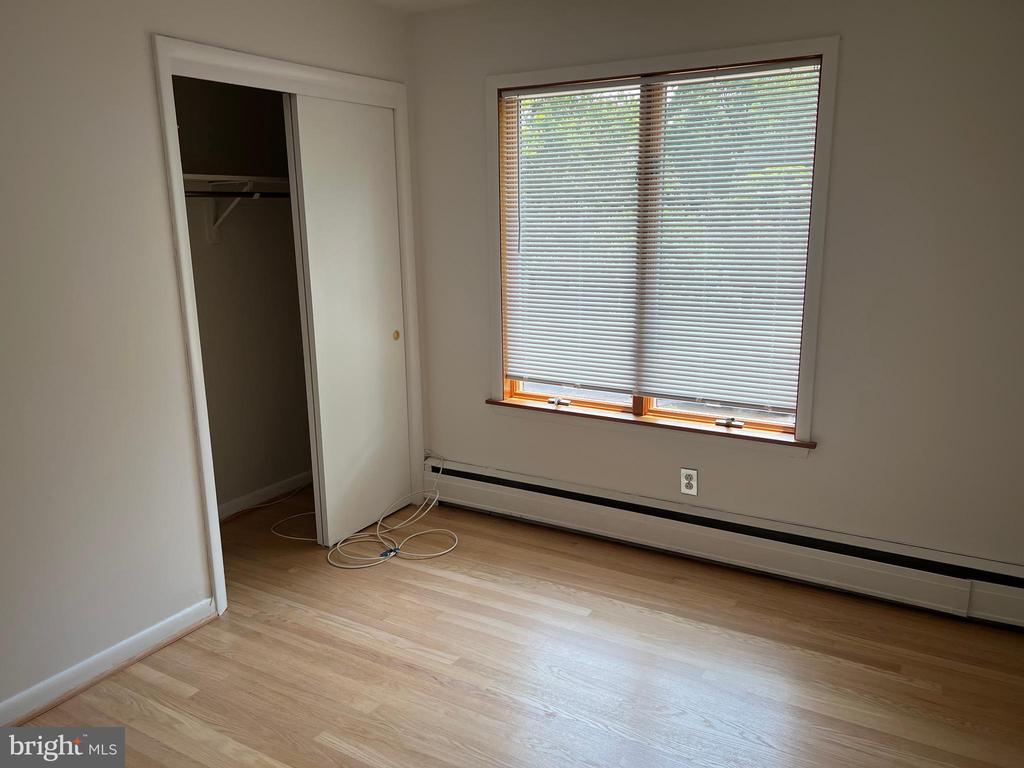 1446 COLLEEN LANE