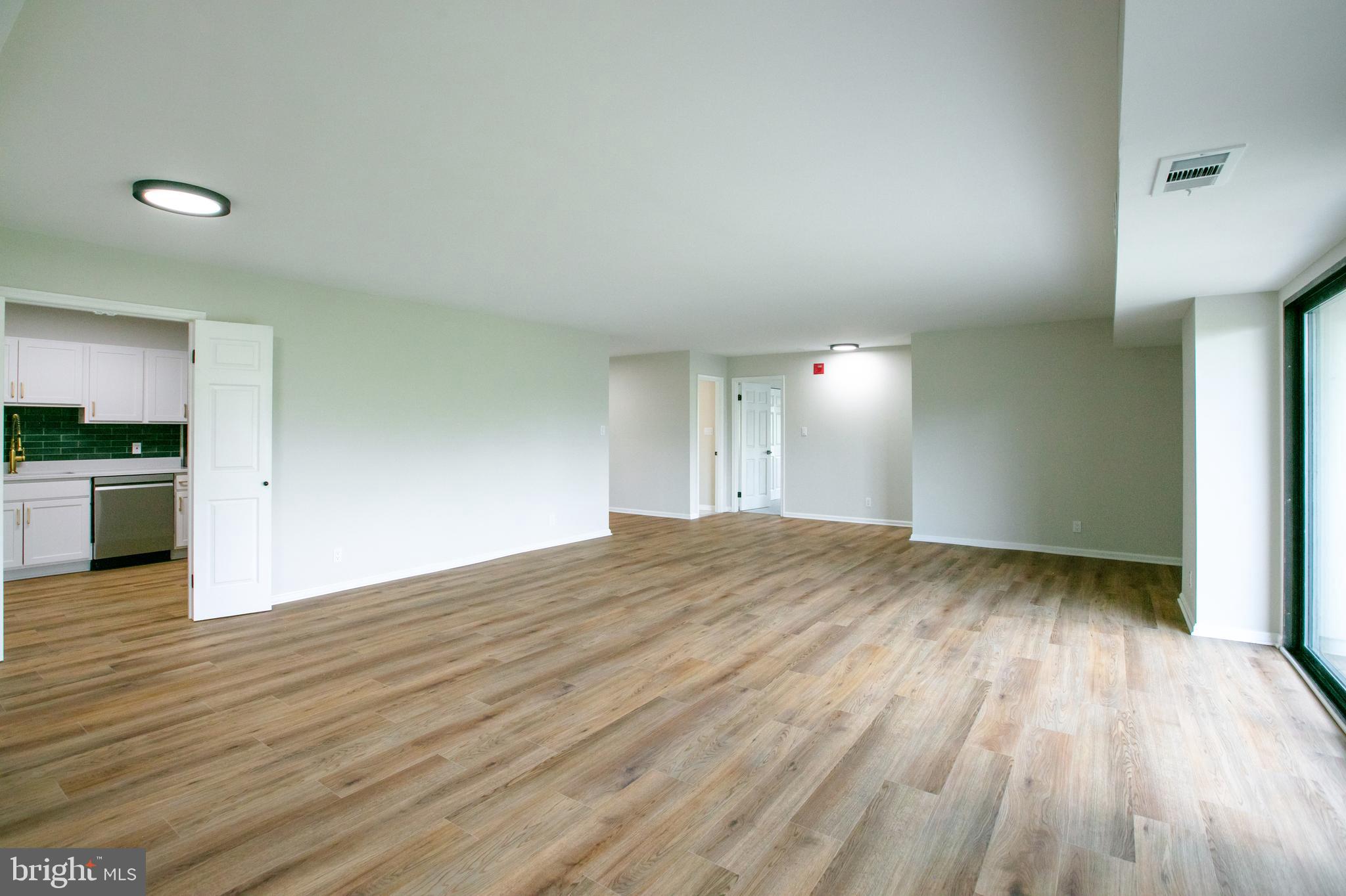 3800 POWELL LANE 802