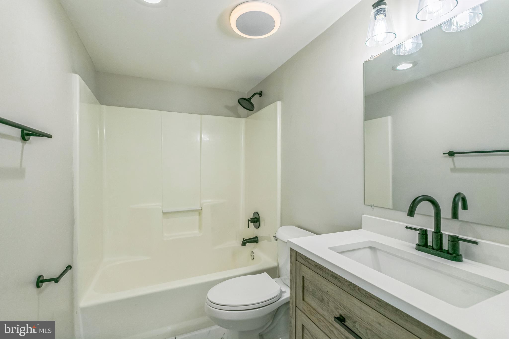 3800 POWELL LANE 802