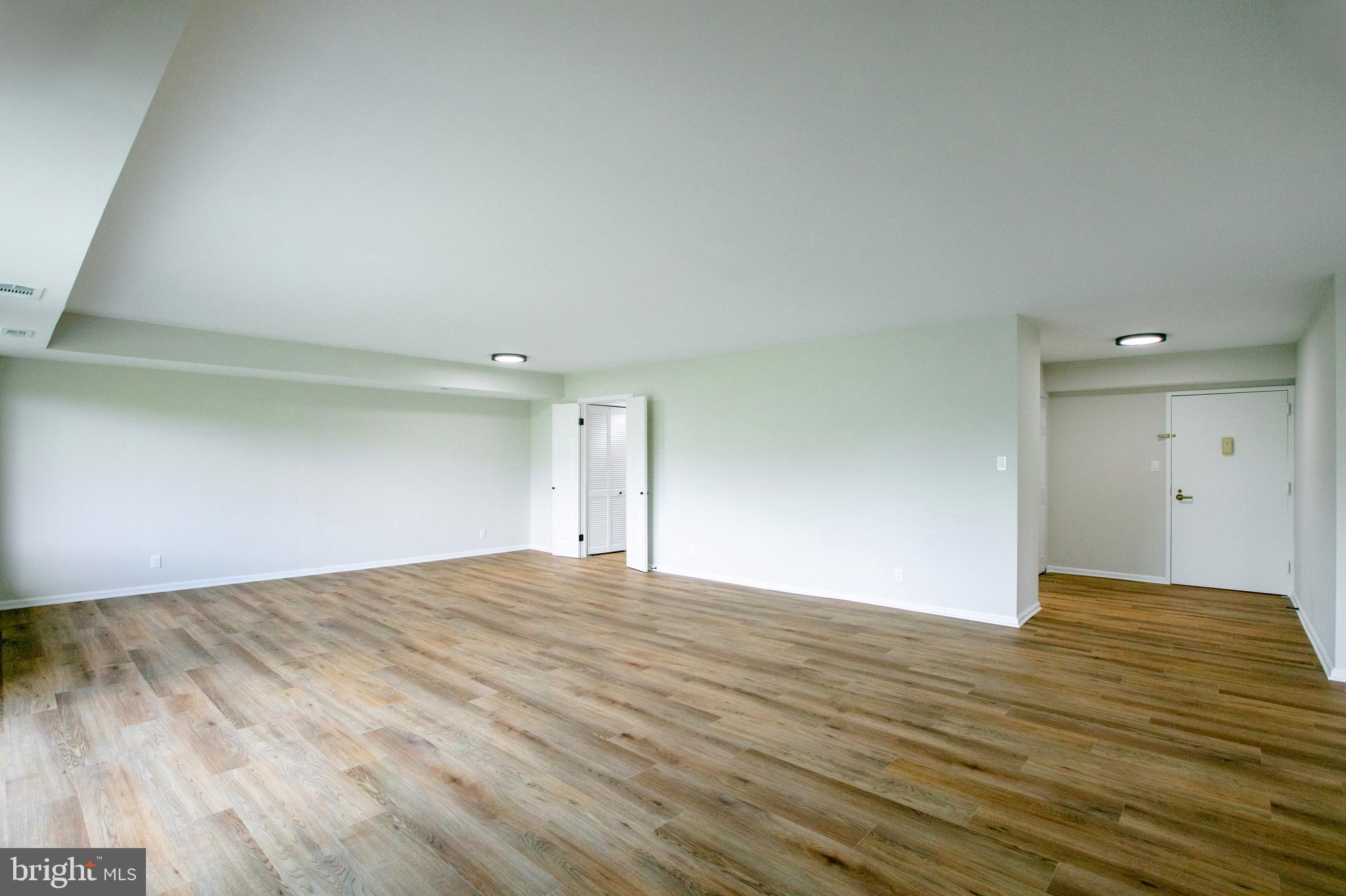 3800 POWELL LANE 802