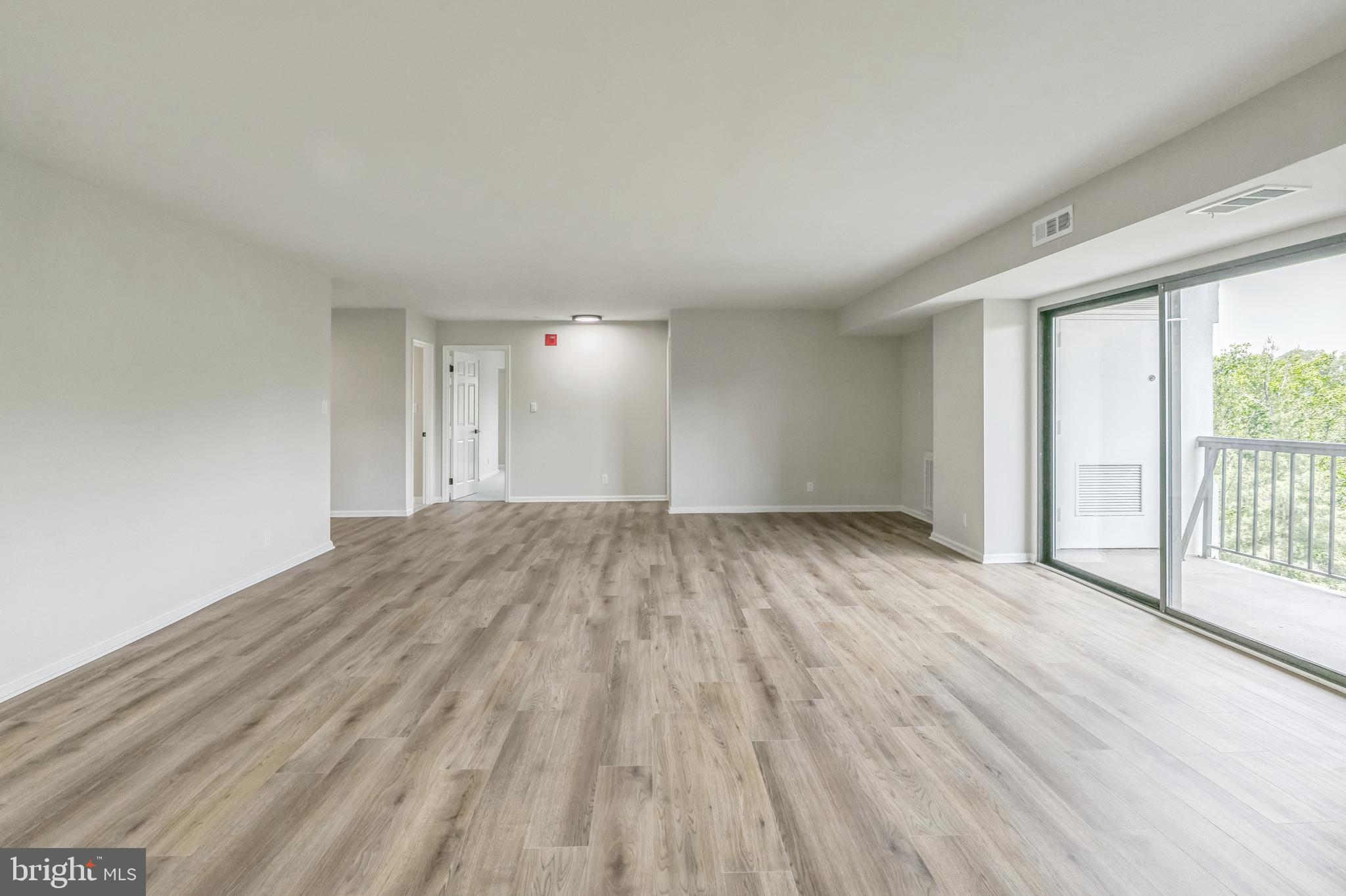 3800 POWELL LANE 802