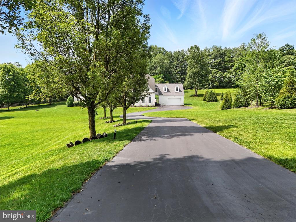 2506 COULTER LANE