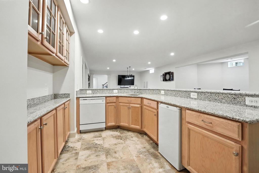 2506 COULTER LANE