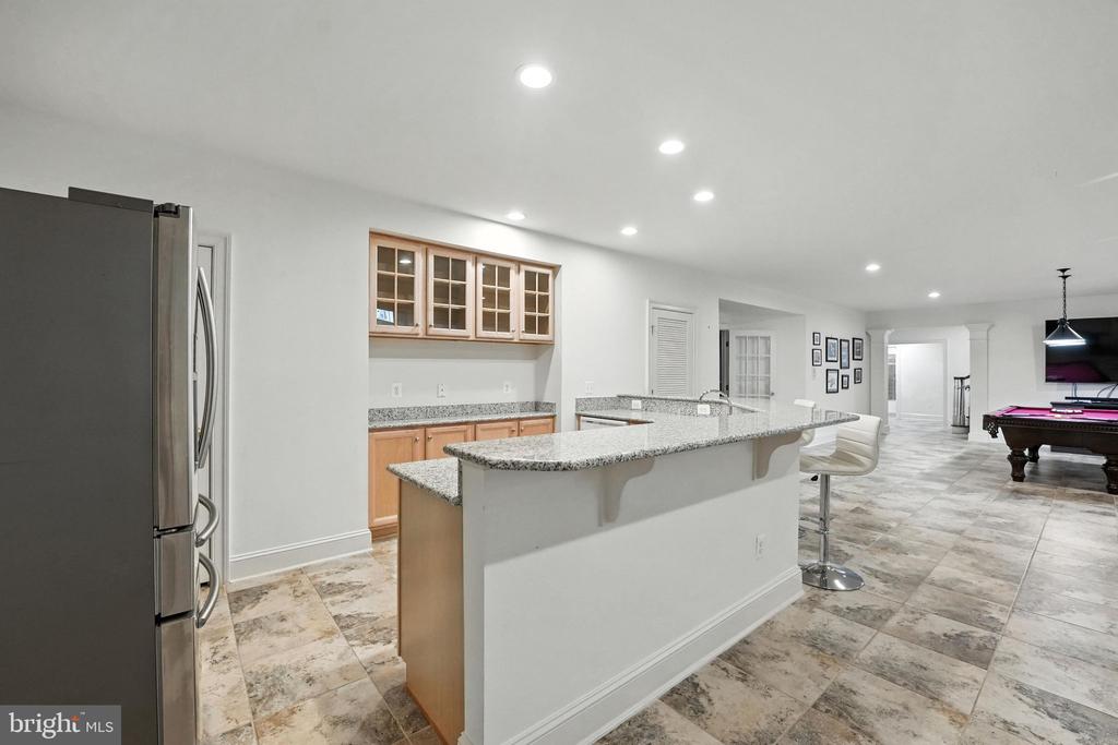 2506 COULTER LANE