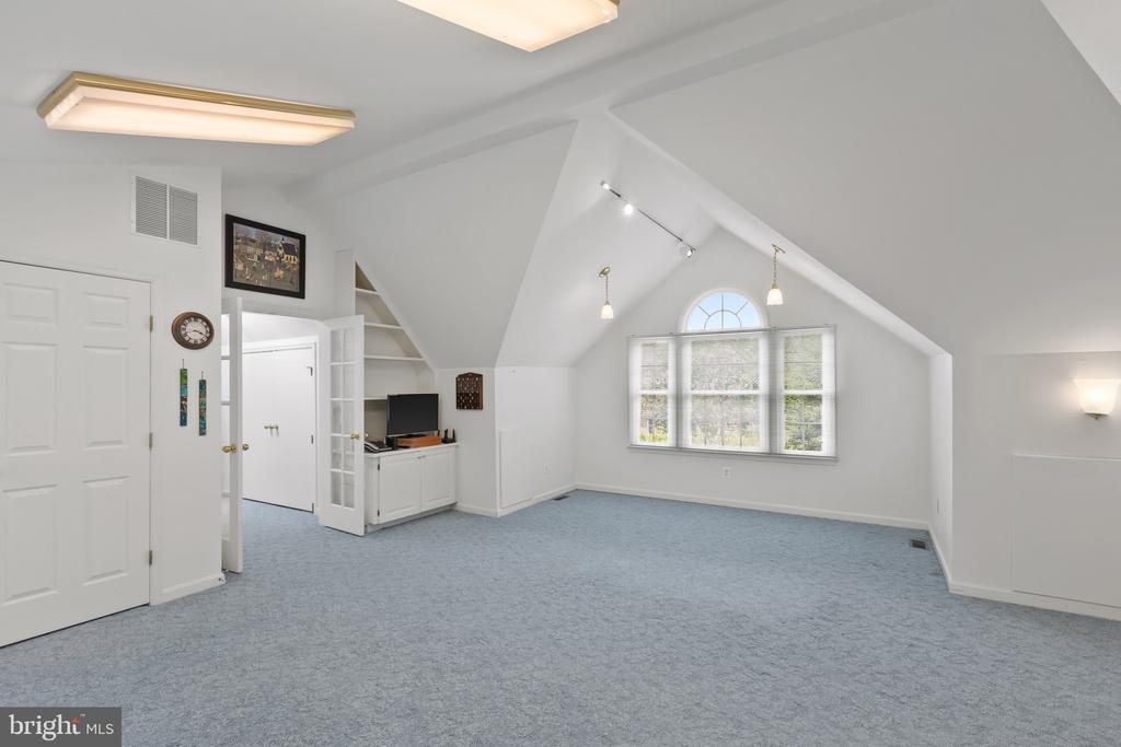 13893 WALNEY PARK DRIVE