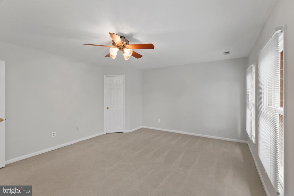 13893 WALNEY PARK DRIVE