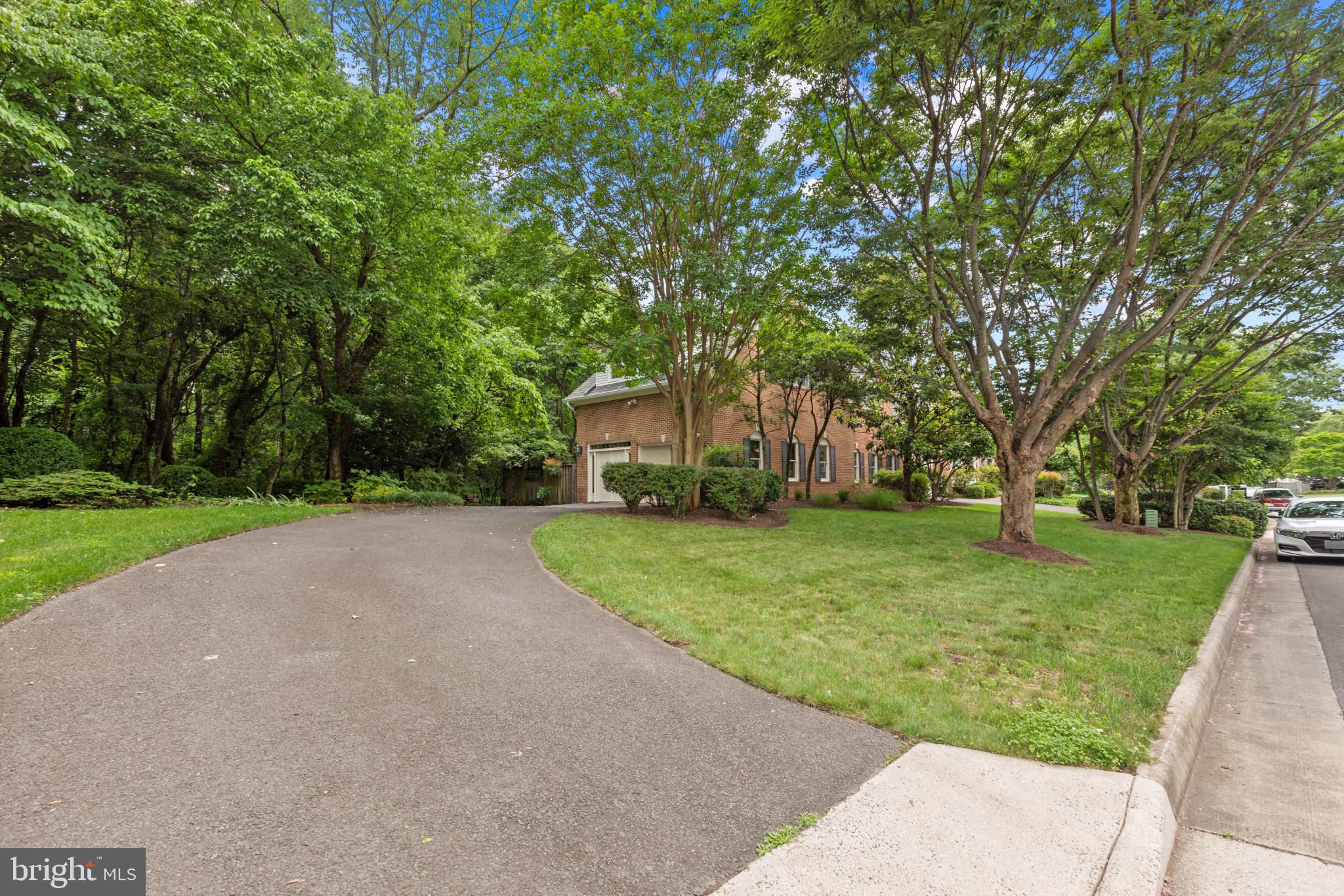 13893 WALNEY PARK DRIVE